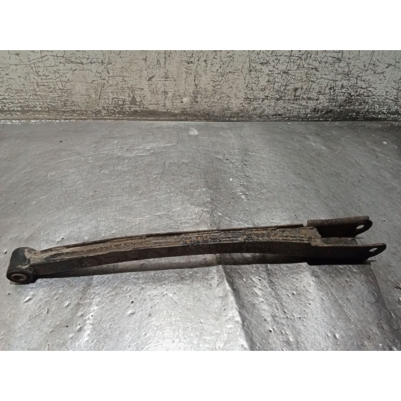 Recambio de brazo suspension inferior trasero derecho para hyundai lantra berlina (rd) 1.6 cat referencia OEM IAM   POSTERIOR