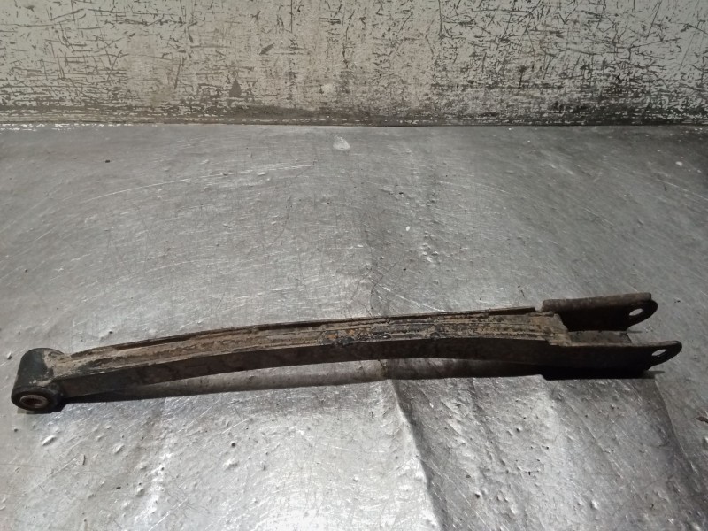 Recambio de brazo suspension inferior trasero derecho para hyundai lantra berlina (rd) 1.6 cat referencia OEM IAM   POSTERIOR
