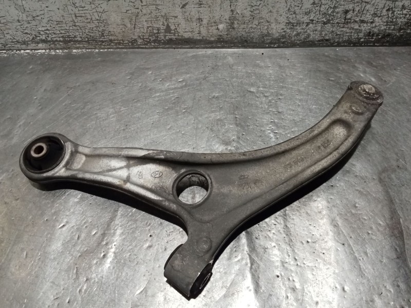 Recambio de brazo suspension inferior delantero derecho para hyundai i40 i (vf) 1.7 crdi referencia OEM IAM   
