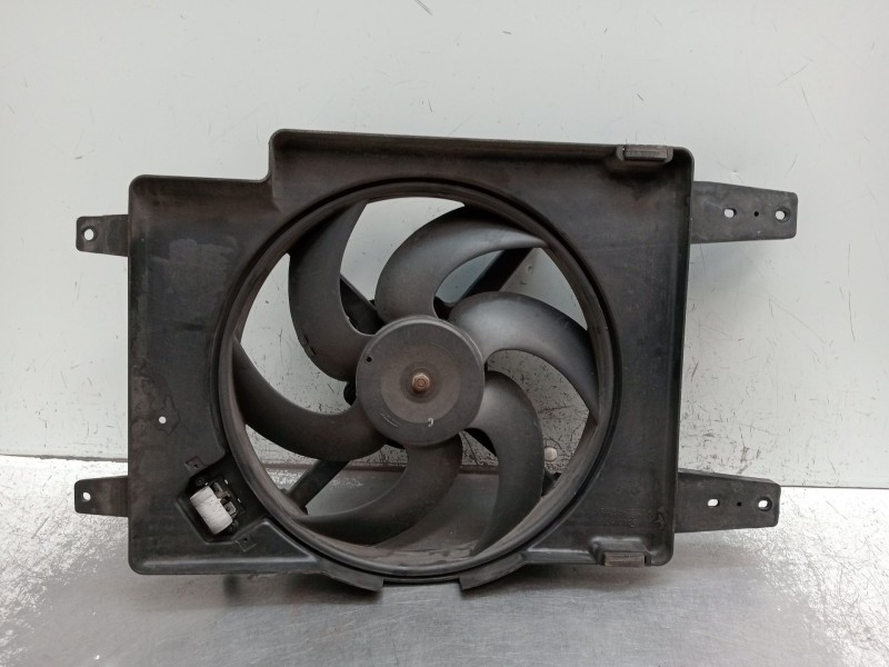 Recambio de electroventilador para alfa romeo 156 (932_) 1.6 16v t.spark (932.a4, 932.a4100) referencia OEM IAM 8240159  1997