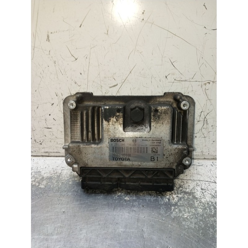 Recambio de centralita motor uce para toyota yaris (_p9_) 1.0 vvt-i (ksp90_) referencia OEM IAM 0261S06138 396610DD80 1039S40351