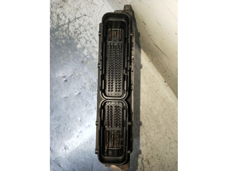 Recambio de centralita motor uce para toyota yaris (_p9_) 1.0 vvt-i (ksp90_) referencia OEM IAM 0261S06138 396610DD80 1039S40351