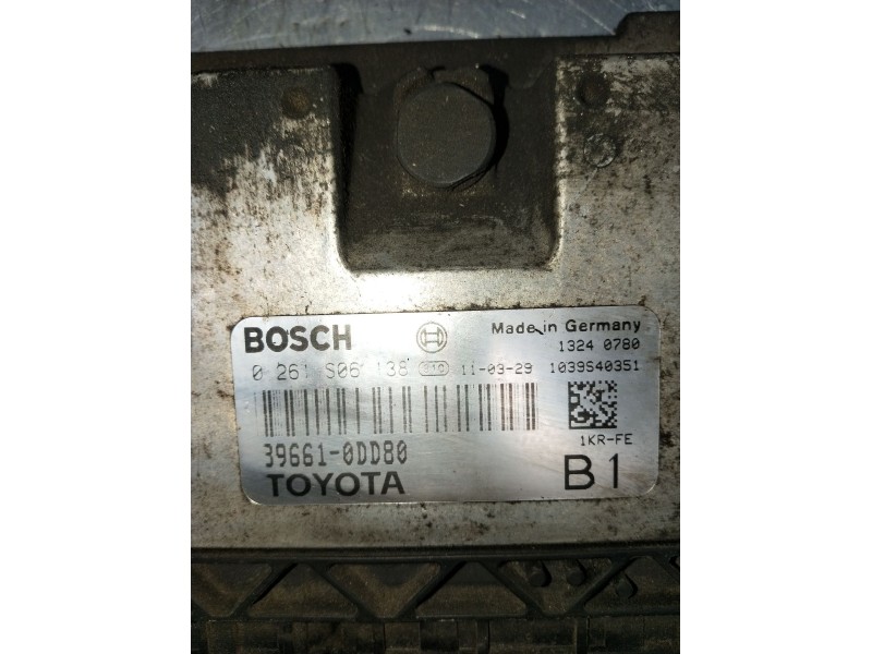 Recambio de centralita motor uce para toyota yaris (_p9_) 1.0 vvt-i (ksp90_) referencia OEM IAM 0261S06138 396610DD80 1039S40351