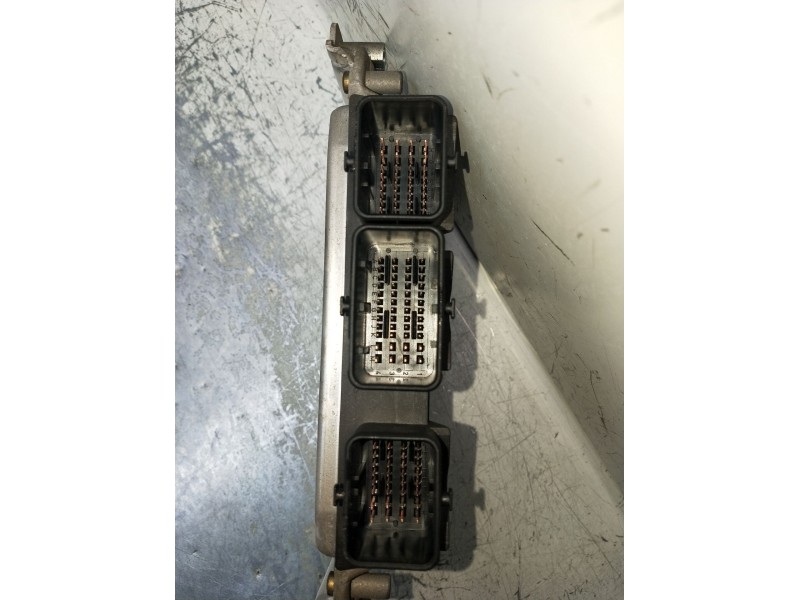 Recambio de centralita motor uce para peugeot 307 (3a/c) 1.6 16v referencia OEM IAM 0261206943 9650346180 1039S01848 2001 ME744