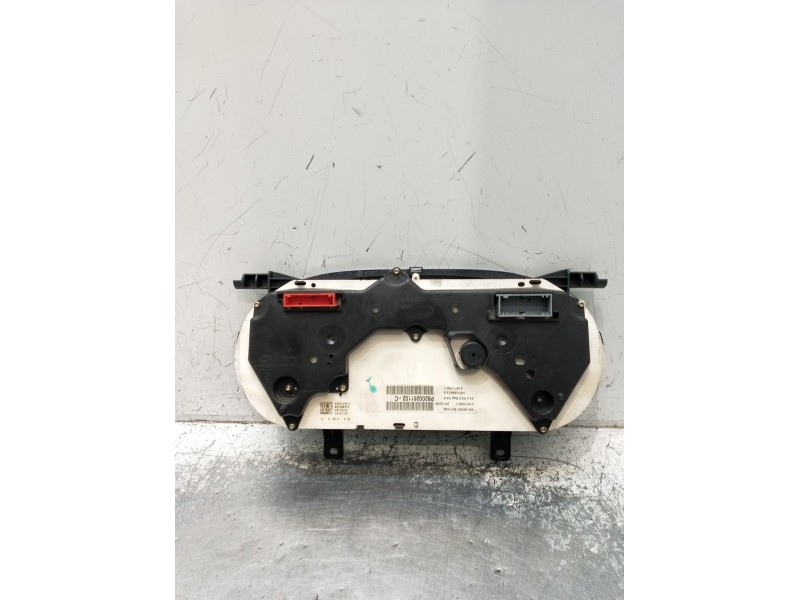 Recambio de cuadro instrumentos para renault clio ii (bb_, cb_) 1.4 16v (b/cb0p, bb13) referencia OEM IAM P8200261102C NS7088972