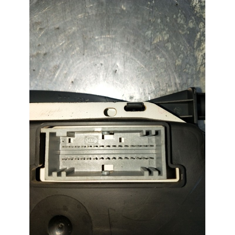 Recambio de cuadro instrumentos para renault clio ii (bb_, cb_) 1.4 16v (b/cb0p, bb13) referencia OEM IAM P8200261102C NS7088972