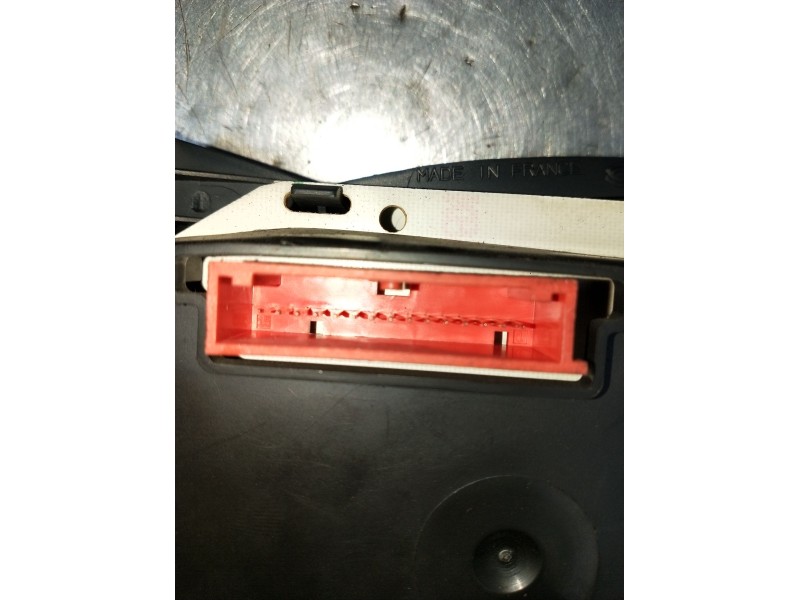 Recambio de cuadro instrumentos para renault clio ii (bb_, cb_) 1.4 16v (b/cb0p, bb13) referencia OEM IAM P8200261102C NS7088972