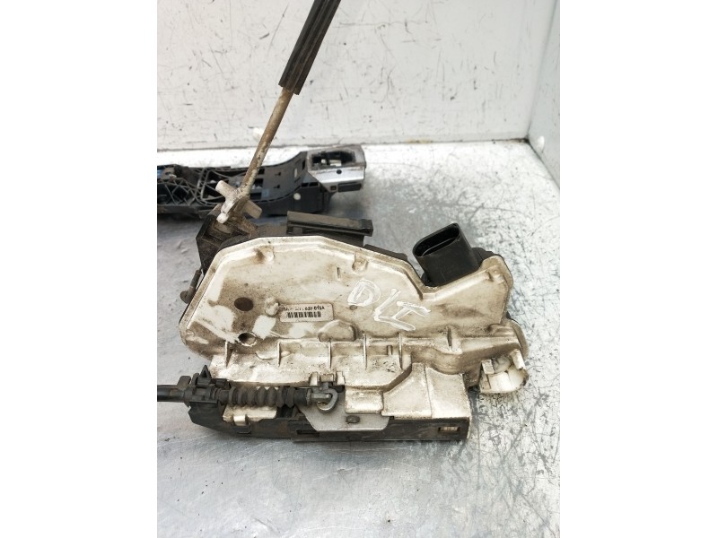 Recambio de motor cierre centralizado delantero izquierdo para seat ibiza iv sc (6j1, 6p5) 1.9 tdi referencia OEM IAM 15A5N18370