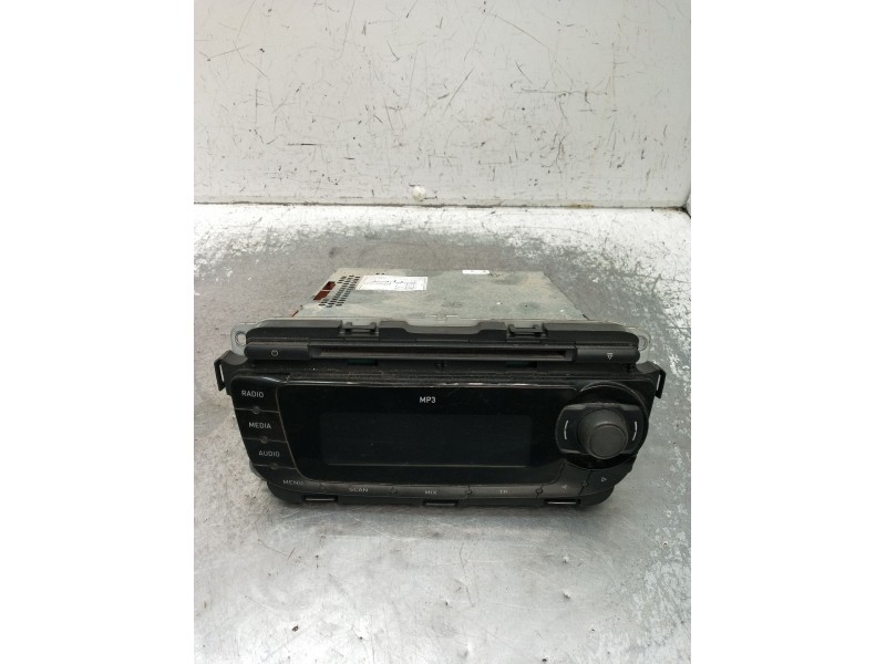 Recambio de sistema audio / radio cd para seat ibiza iv sc (6j1, 6p5) 1.9 tdi referencia OEM IAM 6J0035153 SEZAZ1H7211262 2008