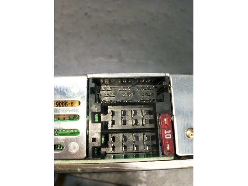 Recambio de sistema audio / radio cd para peugeot 307 (3a/c) 1.6 16v referencia OEM IAM 96488011XT CL054230907731G 2001