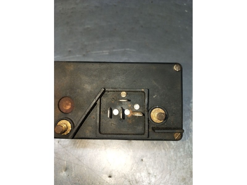 Recambio de caja precalentamiento para peugeot 205 ii (20a/c) 1.7 diesel referencia OEM IAM 9251586280  1983