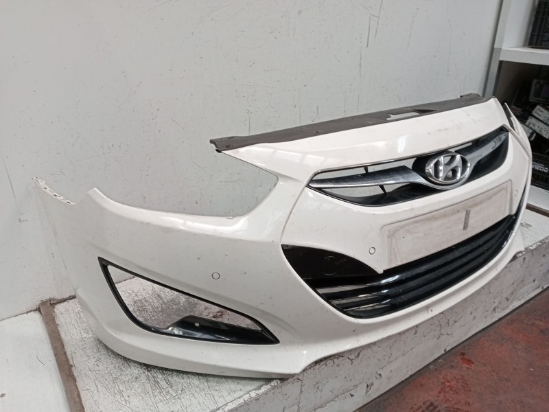 Recambio de paragolpes delantero para hyundai i40 i (vf) 1.7 crdi referencia OEM IAM   2012