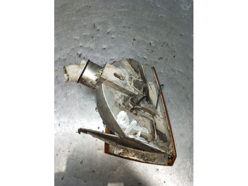 Recambio de piloto delantero izquierdo para peugeot 205 ii (20a/c) 1.7 diesel referencia OEM IAM   1983