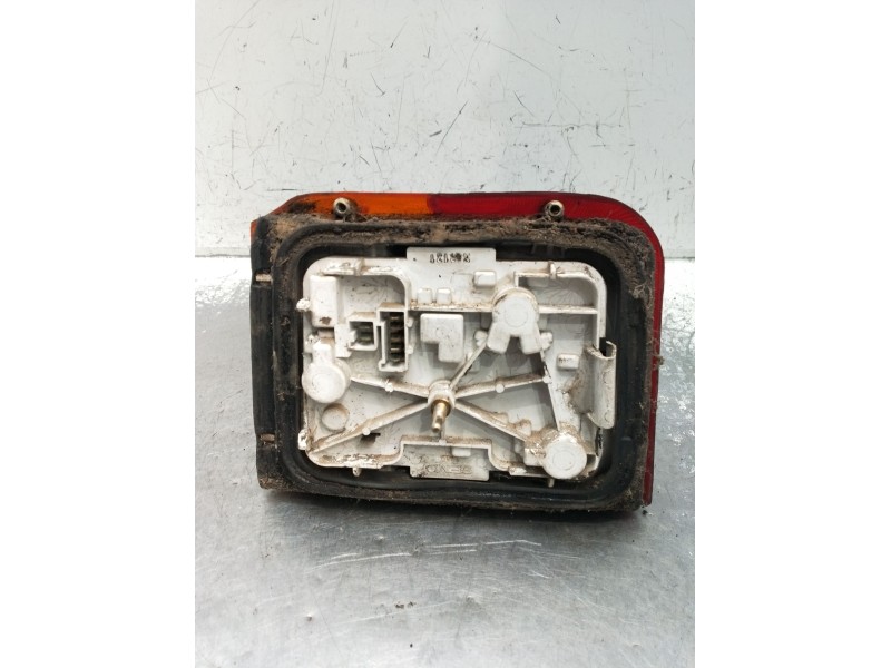 Recambio de piloto trasero derecho para peugeot 205 ii (20a/c) 1.7 diesel referencia OEM IAM   1983