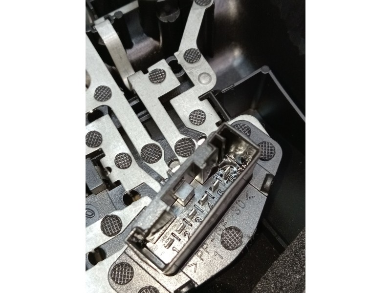 Recambio de piloto trasero izquierdo para bmw 3 (e46) 320 d referencia OEM IAM   1998