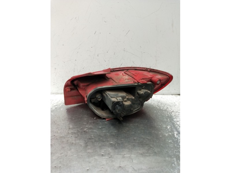Recambio de piloto trasero izquierdo para seat ibiza iv sc (6j1, 6p5) 1.9 tdi referencia OEM IAM 6J3945095D  2008
