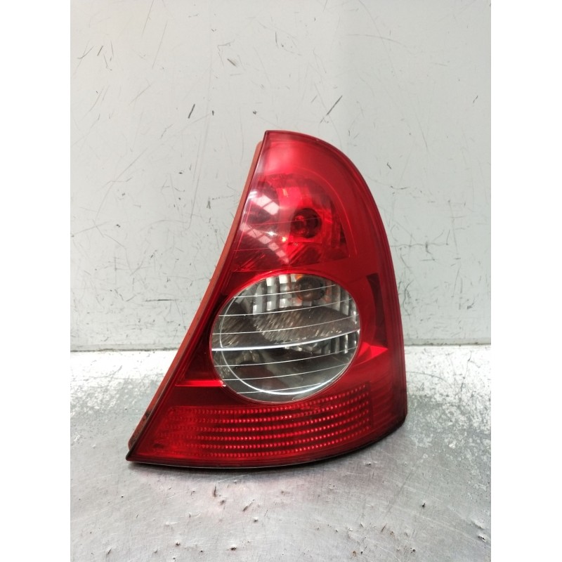 Recambio de piloto trasero derecho para renault clio ii (bb_, cb_) 1.4 16v (b/cb0p, bb13) referencia OEM IAM   2001