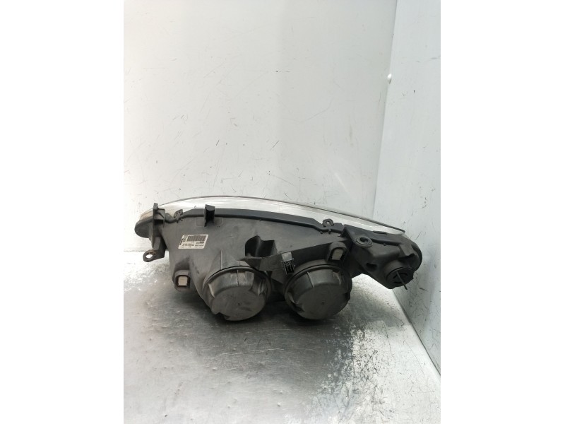 Recambio de faro derecho para peugeot 307 (3a/c) 1.6 16v referencia OEM IAM 9634369480 89306085 2001