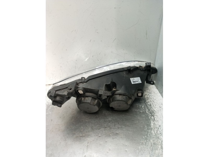 Recambio de faro izquierdo para peugeot 307 (3a/c) 1.6 16v referencia OEM IAM 9634369580 89309075 2001