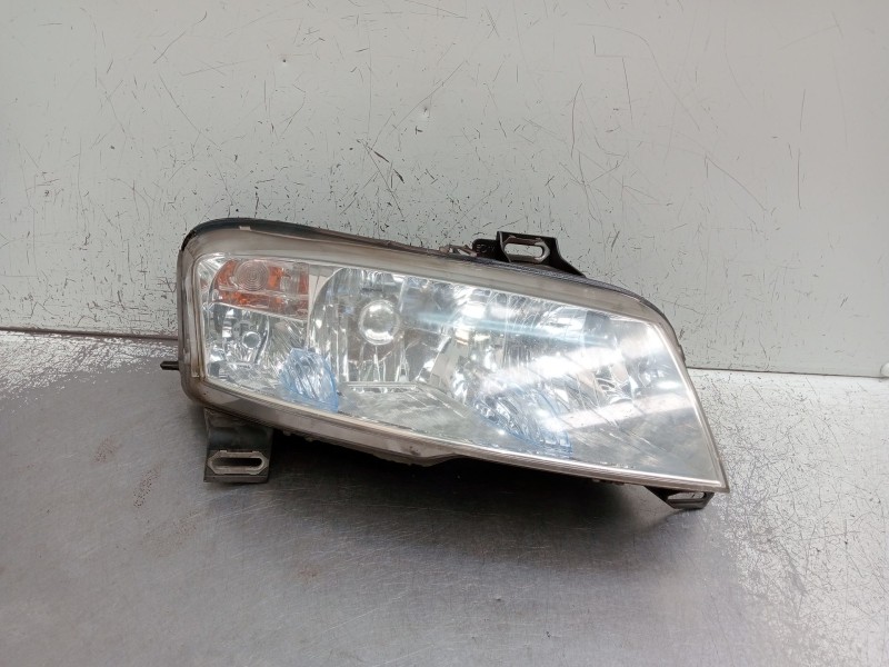 Recambio de faro derecho para fiat stilo (192_) 1.4 16v (192axh1b, 192bxh1b) referencia OEM IAM 517127070  2006