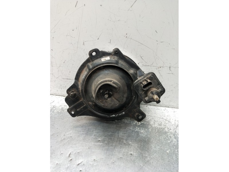 Recambio de faro derecho para ssangyong korando (kj) 2.9 td referencia OEM IAM   2004