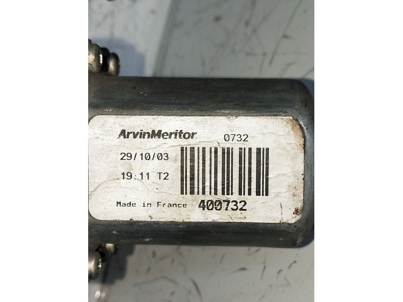 Recambio de elevalunas delantero derecho para renault clio ii (bb_, cb_) 1.4 16v (b/cb0p, bb13) referencia OEM IAM 400732 3P 200