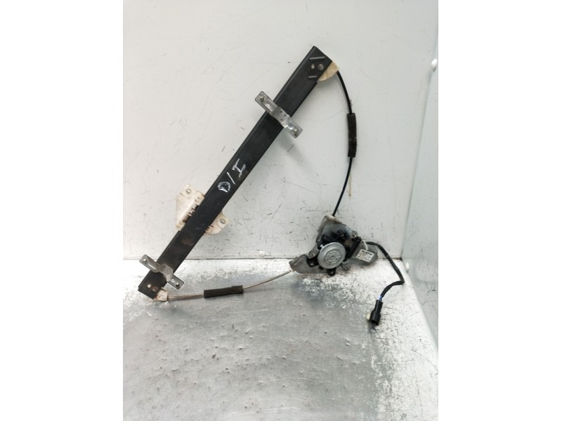 Recambio de elevalunas delantero izquierdo para ssangyong korando (kj) 2.9 td referencia OEM IAM 8810006030 3P 2004