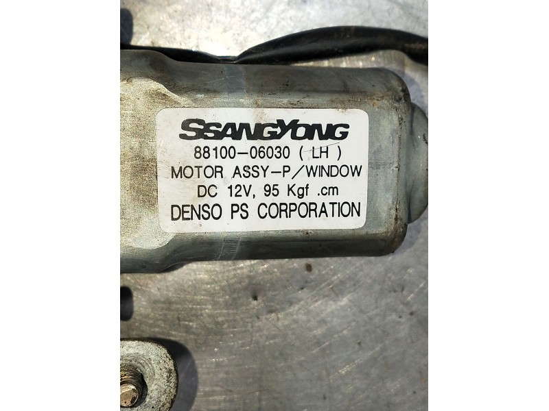 Recambio de elevalunas delantero izquierdo para ssangyong korando (kj) 2.9 td referencia OEM IAM 8810006030 3P 2004