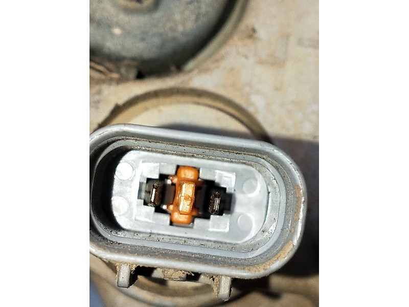 Recambio de faro antiniebla izquierdo para ssangyong korando (kj) 2.9 td referencia OEM IAM   2004