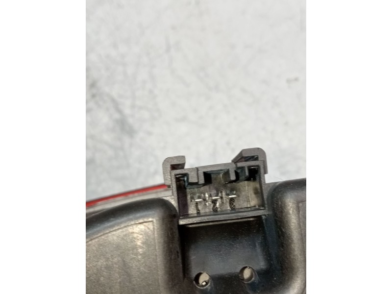 Recambio de piloto trasero izquierdo interior para bmw 3 (e46) 320 d referencia OEM IAM   1998