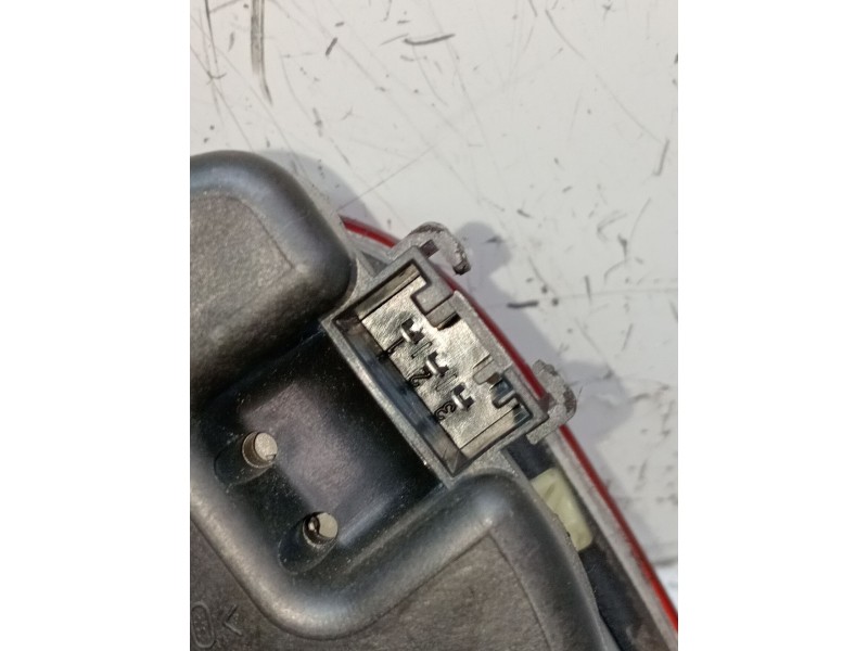 Recambio de piloto trasero derecho interior para bmw 3 (e46) 320 d referencia OEM IAM   1998