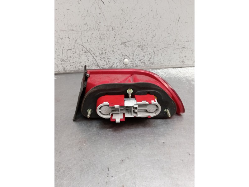 Recambio de piloto trasero izquierdo para alfa romeo 156 (932_) 1.6 16v t.spark (932.a4, 932.a4100) referencia OEM IAM   1997