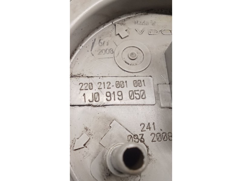 Recambio de bomba combustible para volkswagen golf iv (1j1) 1.9 tdi referencia OEM IAM   98