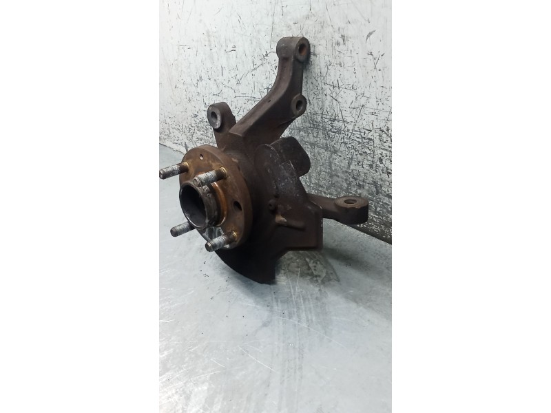 Recambio de mangueta delantera izquierda para daewoo kalos (klas) 1.4 referencia OEM IAM   02