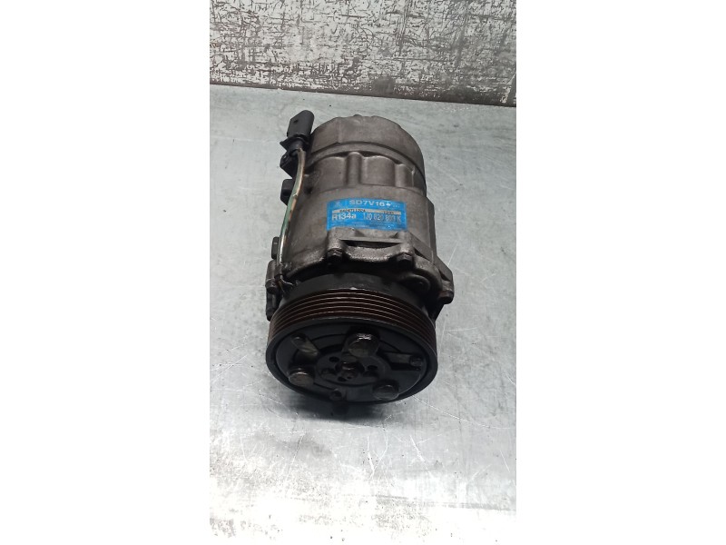 Recambio de compresor aire acondicionado para volkswagen golf iv (1j1) 1.9 tdi referencia OEM IAM 1J0820803K  98
