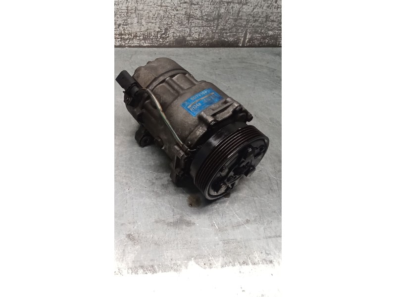 Recambio de compresor aire acondicionado para volkswagen golf iv (1j1) 1.9 tdi referencia OEM IAM 1J0820803K  98