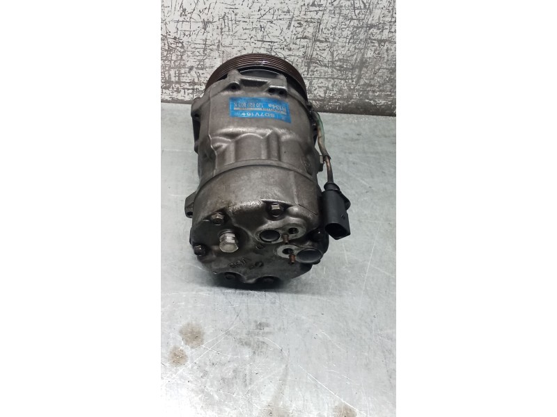 Recambio de compresor aire acondicionado para volkswagen golf iv (1j1) 1.9 tdi referencia OEM IAM 1J0820803K  98