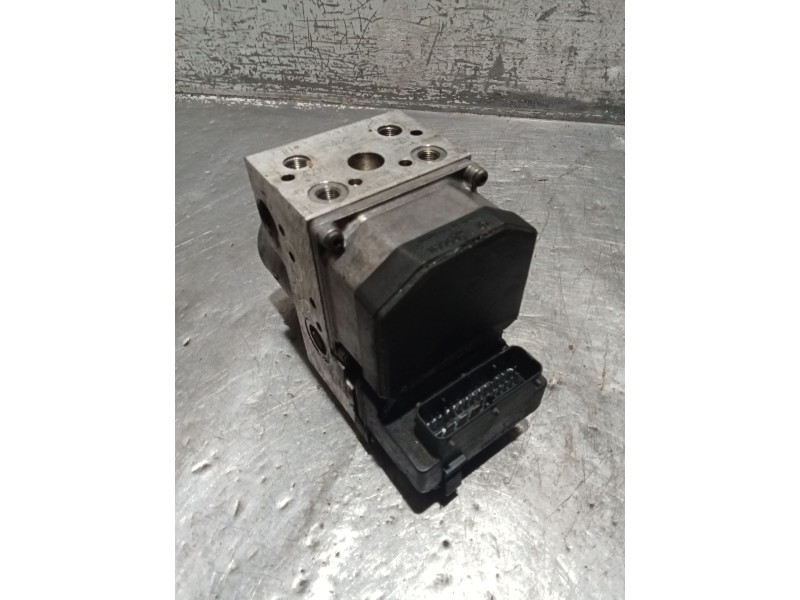 Recambio de abs para audi a4 b5 (8d2) 2.5 tdi quattro referencia OEM IAM 0273004234 8E0614111A 0265220408