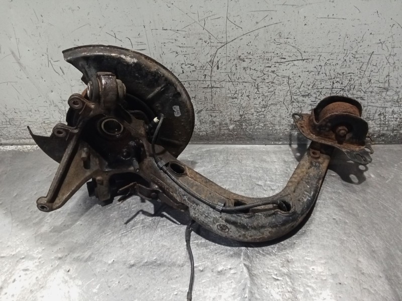 Recambio de mangueta trasera izquierda para bmw 3 (e46) 320 d referencia OEM IAM   