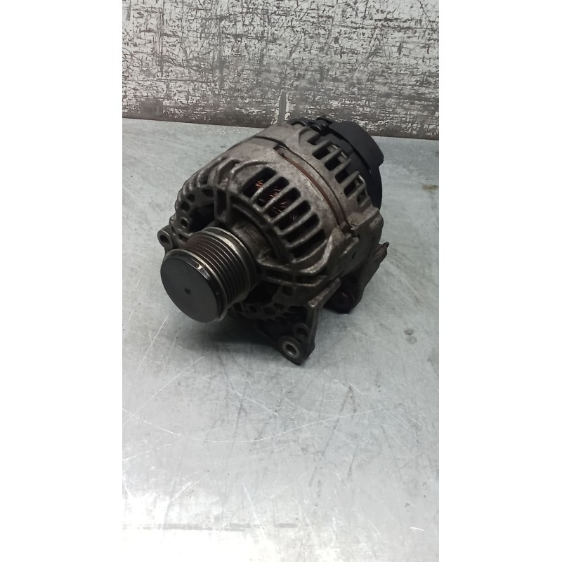 Recambio de alternador para volkswagen golf iv (1j1) 1.9 tdi referencia OEM IAM 038903023L 0124325001381 98 90A