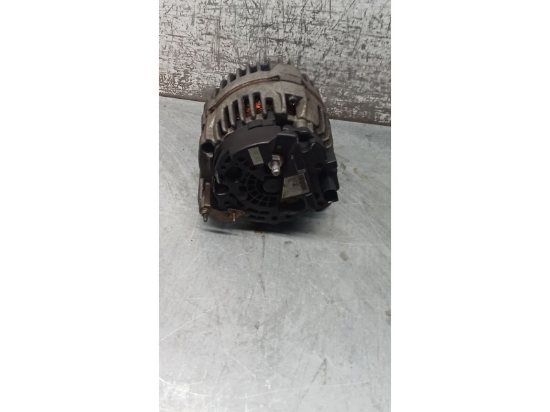 Recambio de alternador para volkswagen golf iv (1j1) 1.9 tdi referencia OEM IAM 038903023L 0124325001381 98 90A