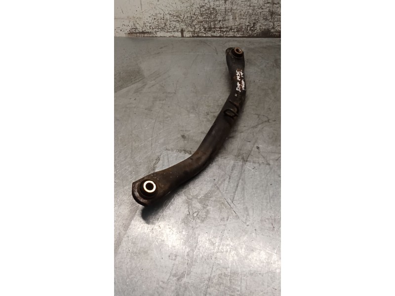 Recambio de brazo suspension superior trasero izquierdo para peugeot 406 (8b) 2.0 16v referencia OEM IAM  POSTERIOR 99