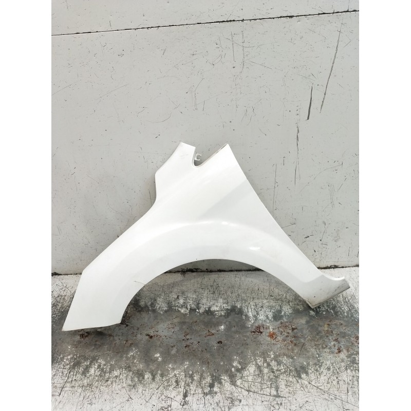 Recambio de aleta delantera izquierda para ford focus ii (da_, hcp, dp) 1.6 tdci referencia OEM IAM   2008