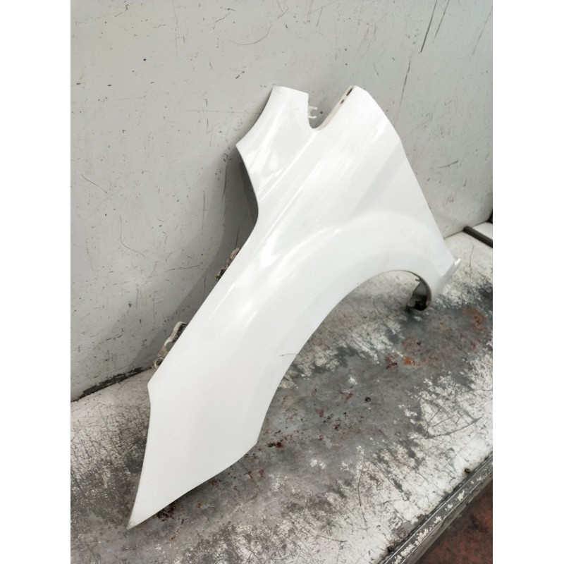 Recambio de aleta delantera izquierda para ford focus ii (da_, hcp, dp) 1.6 tdci referencia OEM IAM   2008