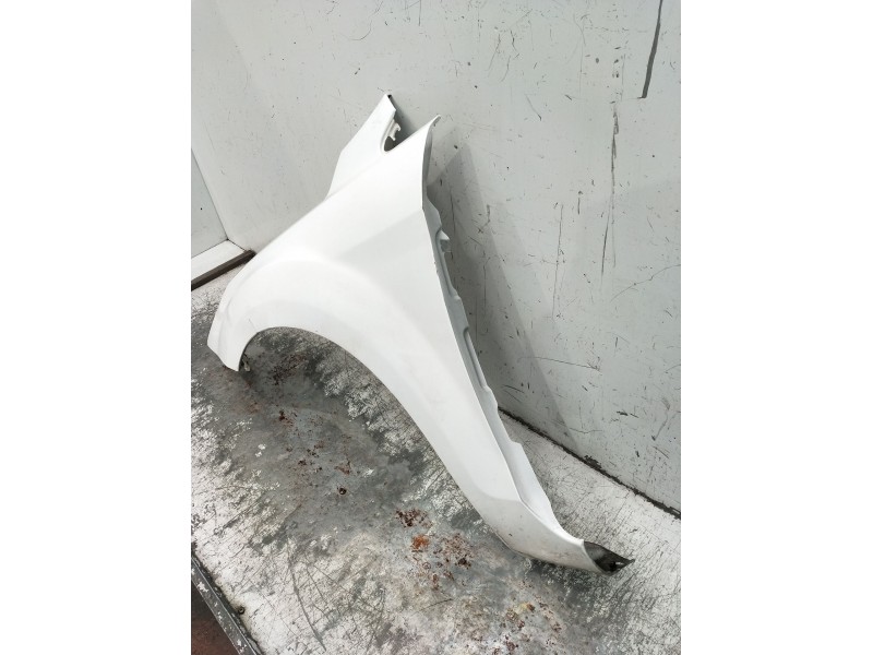 Recambio de aleta delantera izquierda para ford focus ii (da_, hcp, dp) 1.6 tdci referencia OEM IAM   2008