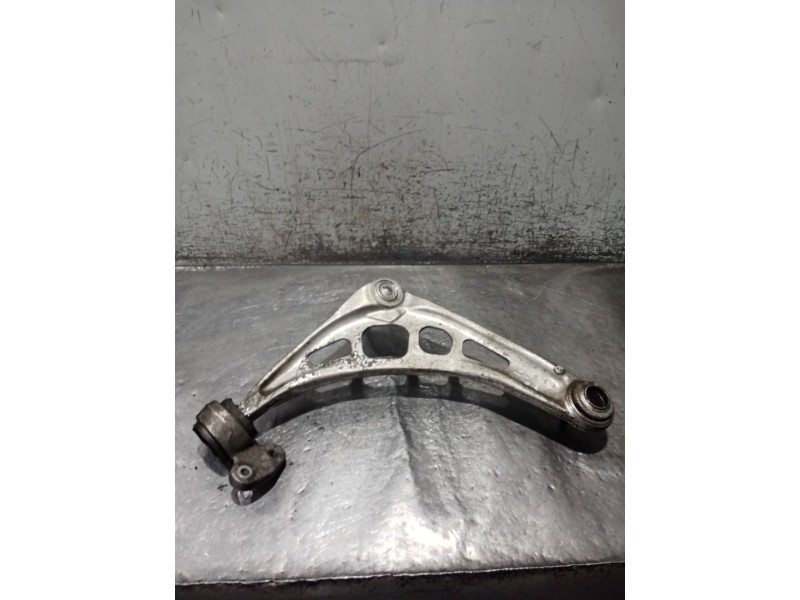 Recambio de brazo suspension inferior delantero izquierdo para bmw 3 (e46) 320 d referencia OEM IAM   