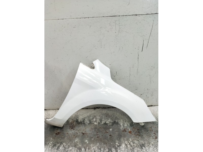 Recambio de aleta delantera derecha para ford focus ii (da_, hcp, dp) 1.6 tdci referencia OEM IAM   2008