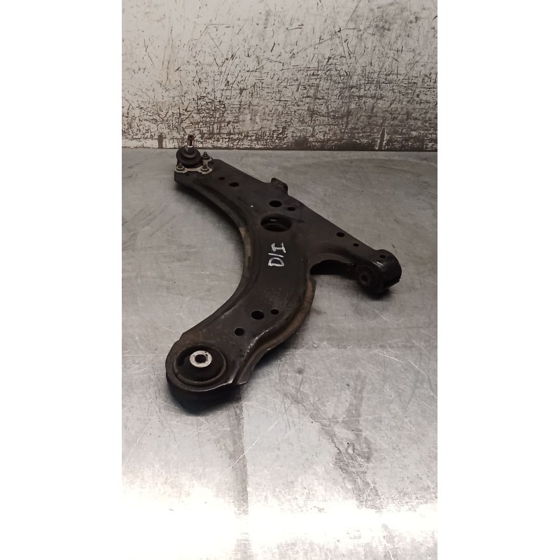 Recambio de brazo suspension inferior delantero izquierdo para volkswagen golf iv (1j1) 1.9 tdi referencia OEM IAM   98