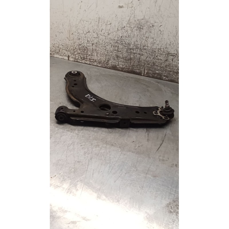 Recambio de brazo suspension inferior delantero izquierdo para volkswagen golf iv (1j1) 1.9 tdi referencia OEM IAM   98