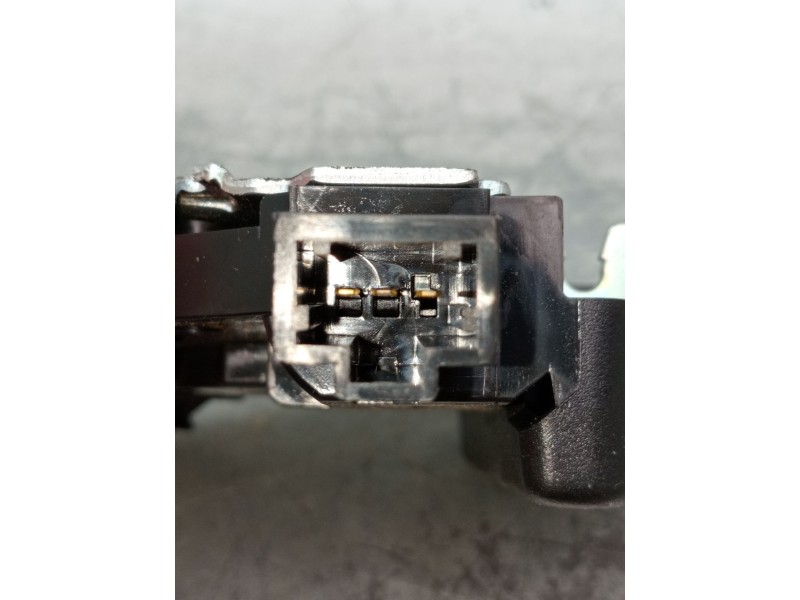 Recambio de motor cierre centralizado porton para honda accord viii (cu) 2.2 i-dtec (cu3) referencia OEM IAM  4P 